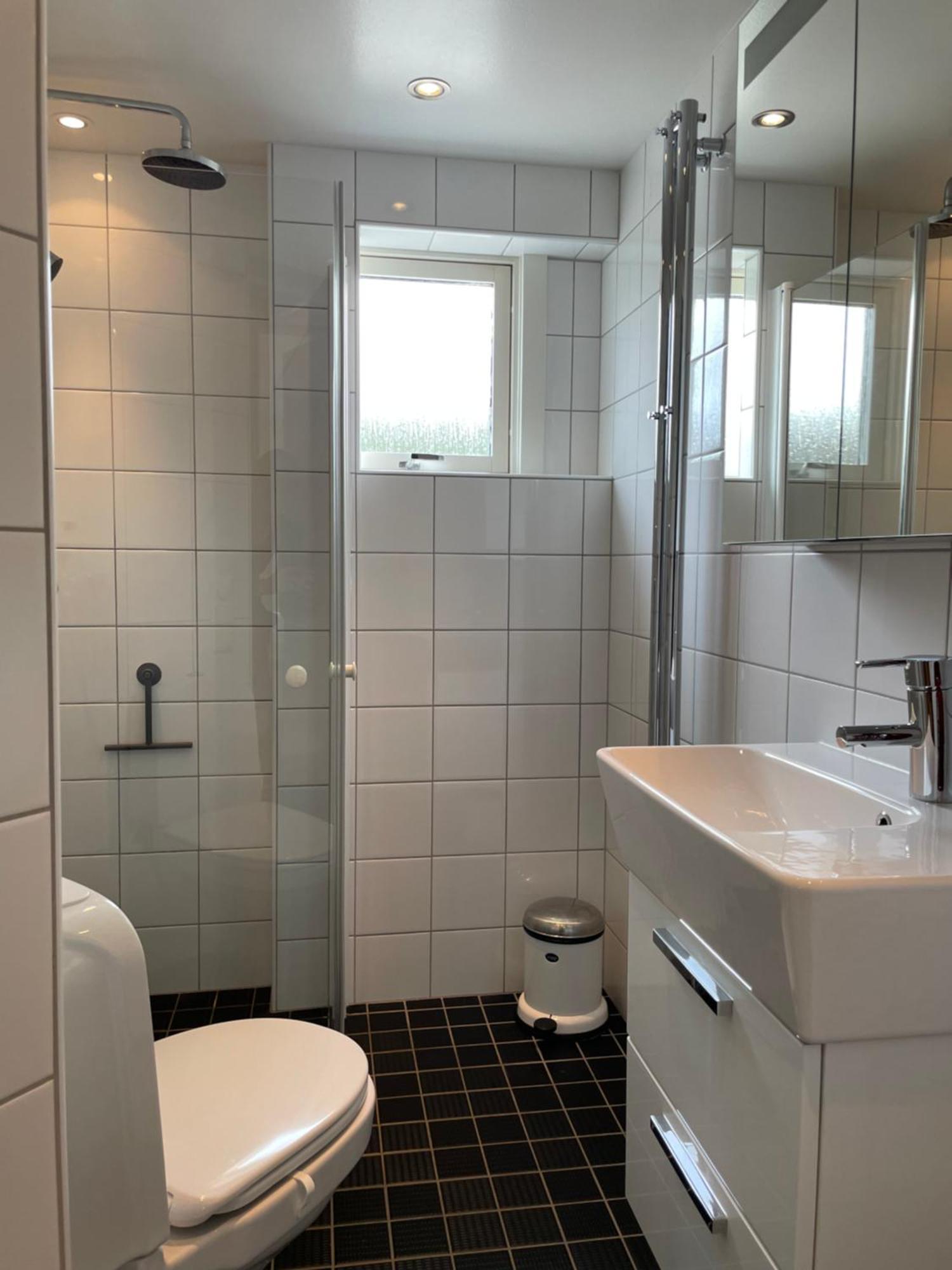 Annies Hus - Very Nice 2 Bedroom Apt Top Floor Stromstad Exterior photo